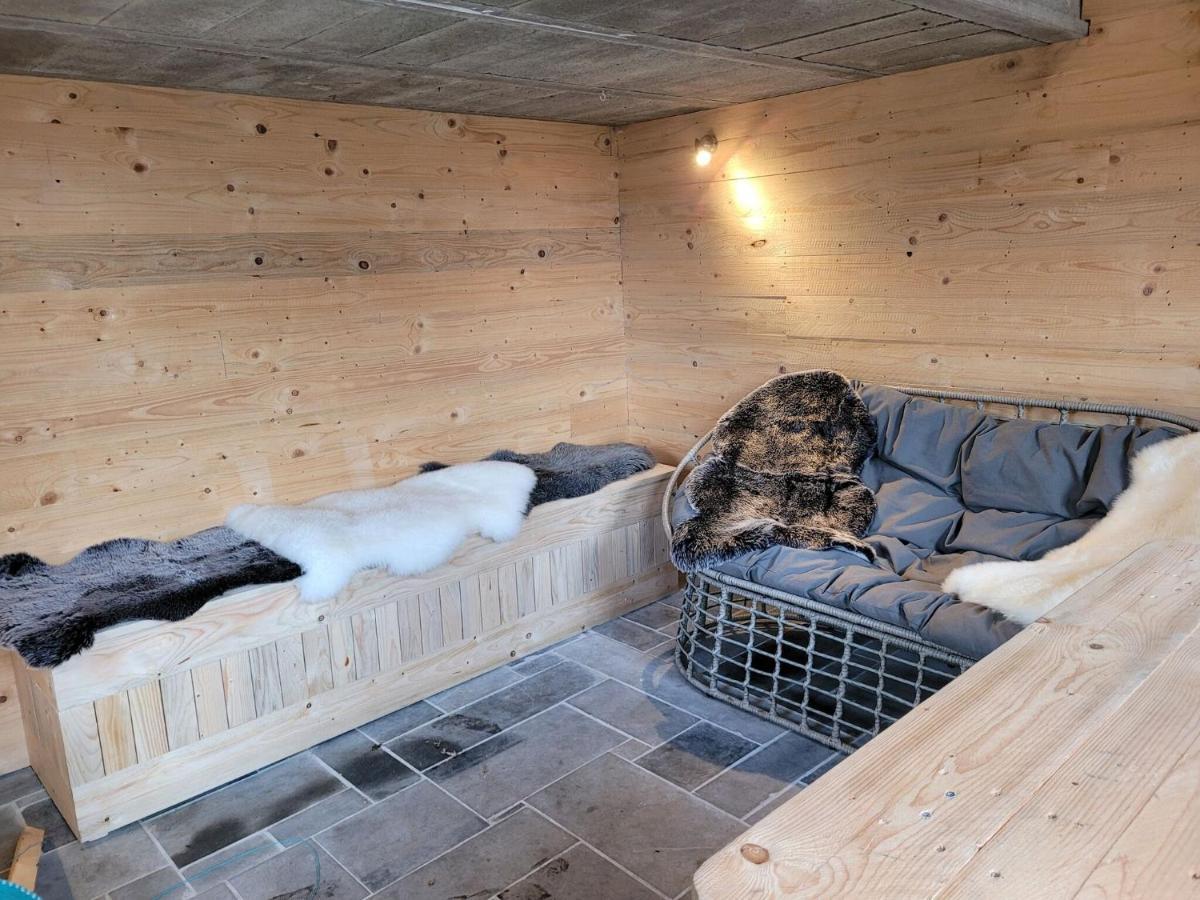 In Nature With Sauna, Hot Tub En Swimming Pool Verviers